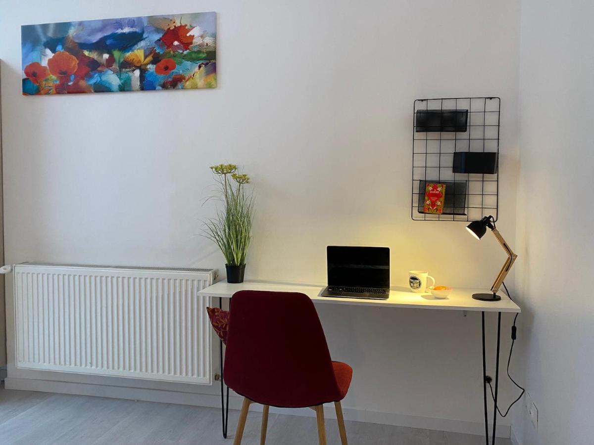 La Maison D'Angelique - Colocation Hoteliere A 150M Gare Tgv- Grande Cuisine Equipee & Salon - Fibre - Netflix Νιόρ Εξωτερικό φωτογραφία
